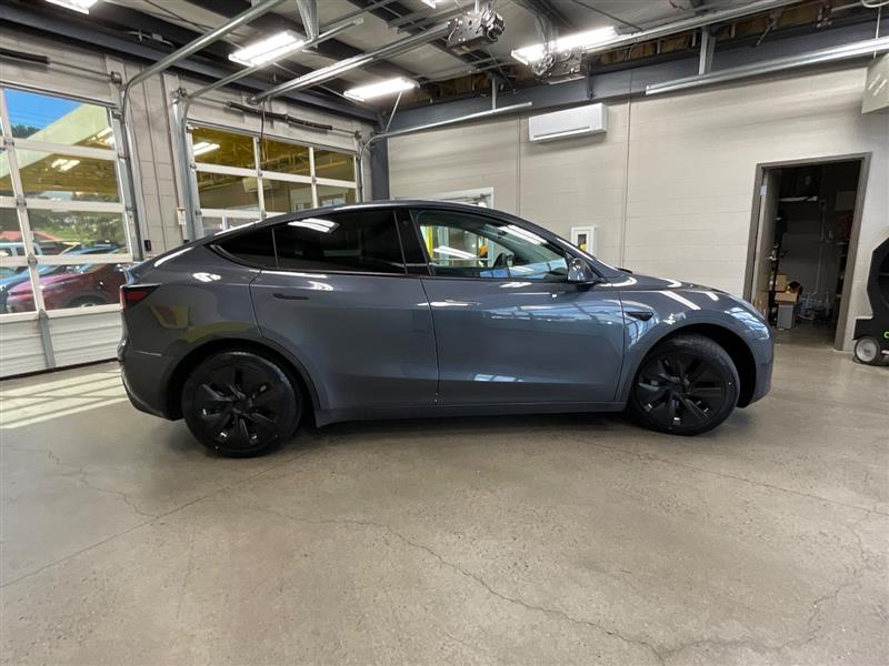 2021 TESLA MODEL Y *NEW HIGH VOLTAGE BATTERY*