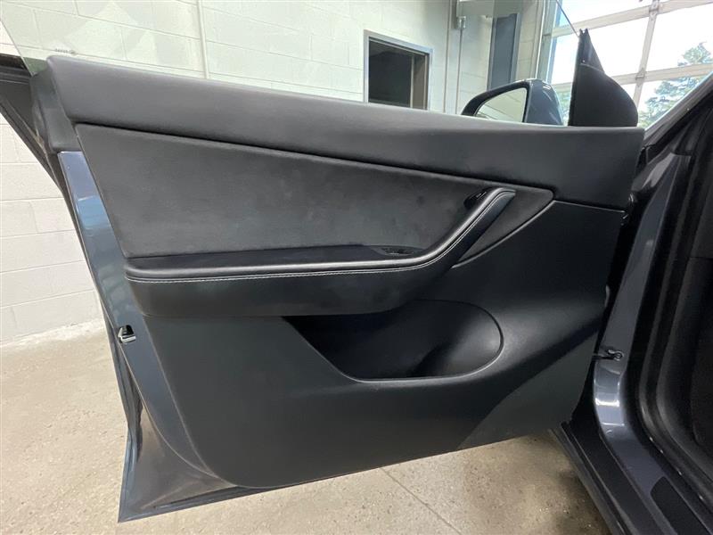 2021 TESLA MODEL Y *NEW HIGH VOLTAGE BATTERY*