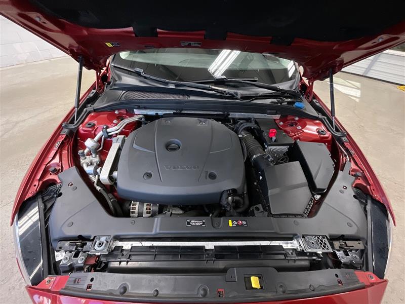 2020 VOLVO S60 MOMENTUM