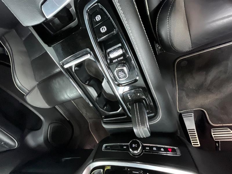 2021 VOLVO S60 R-DESIGN