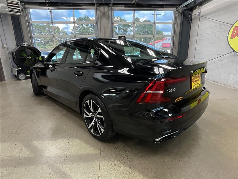 2021 VOLVO S60 R-DESIGN