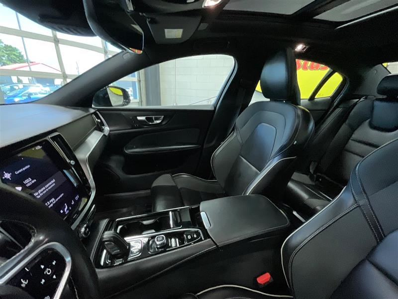 2021 VOLVO S60 R-DESIGN