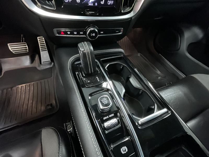 2021 VOLVO S60 R-DESIGN