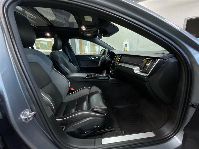 2021 VOLVO S60 R-DESIGN