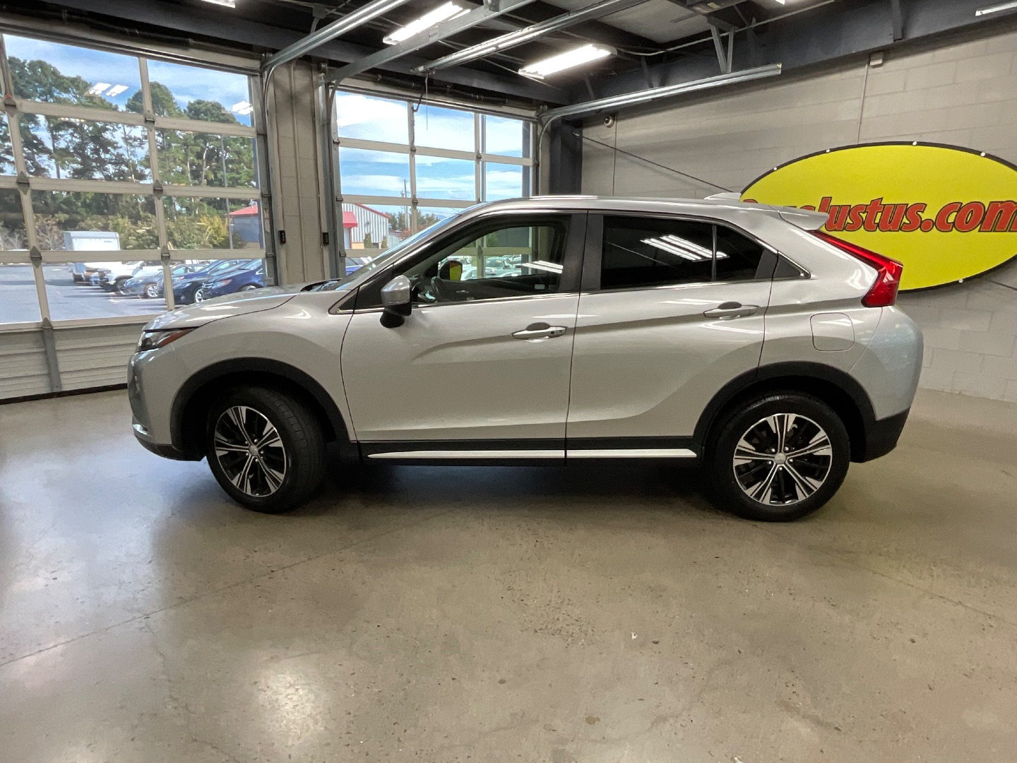 2018 Mitsubishi Eclipse Cross SE - Photo 2