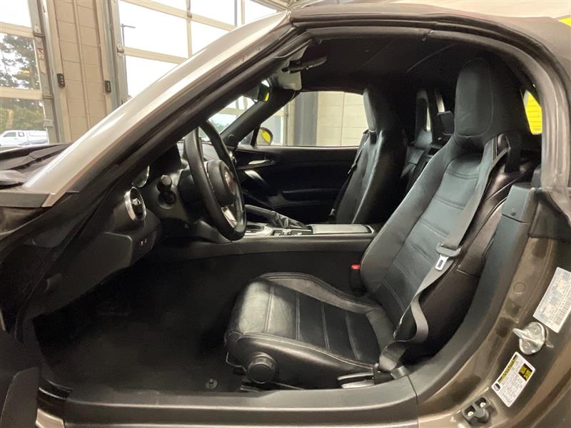 2017 FIAT 124 SPIDER LUSSO