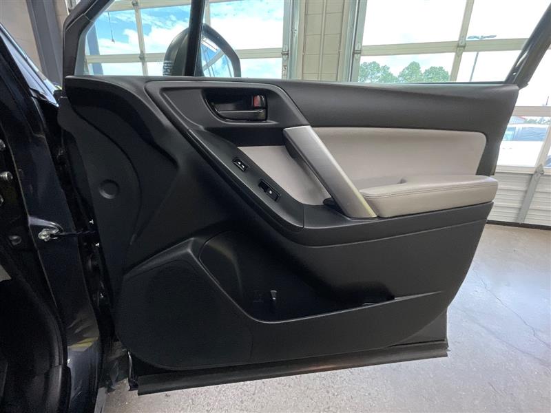 2016 SUBARU FORESTER 2.5I