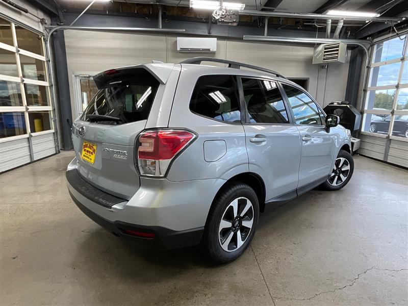 2017 SUBARU FORESTER PREMIUM