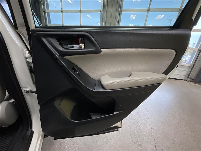 2016 SUBARU FORESTER 2.5I LIMITED