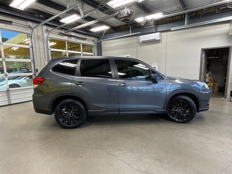 2022 SUBARU FORESTER 