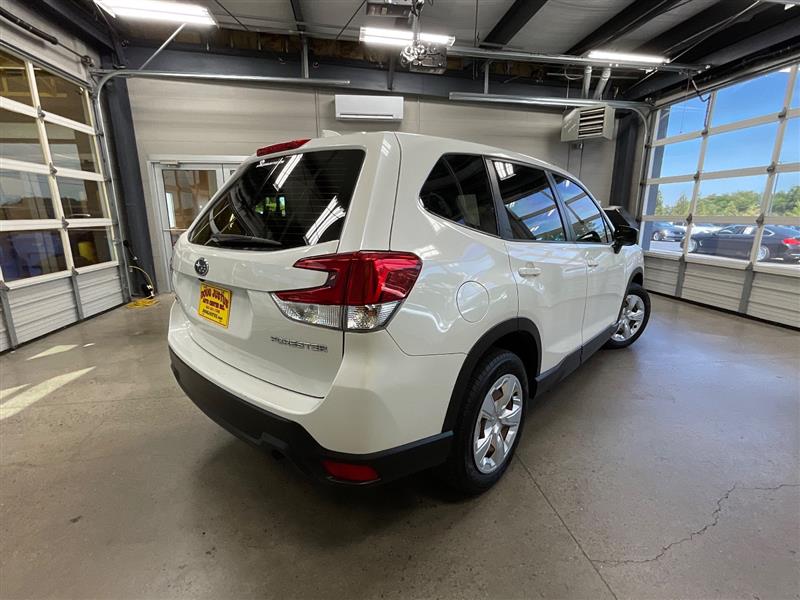 2019 SUBARU FORESTER 