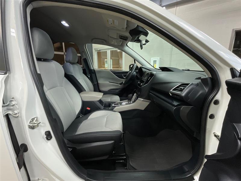 2022 SUBARU FORESTER 