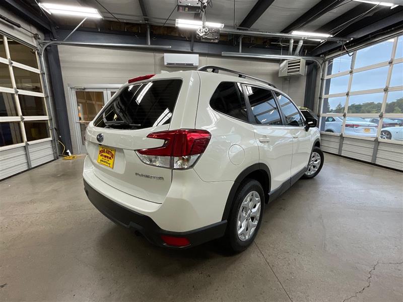 2022 SUBARU FORESTER 