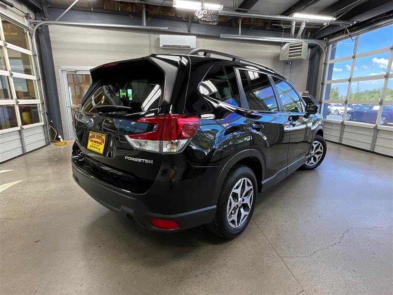 2024 SUBARU FORESTER PREMIUM