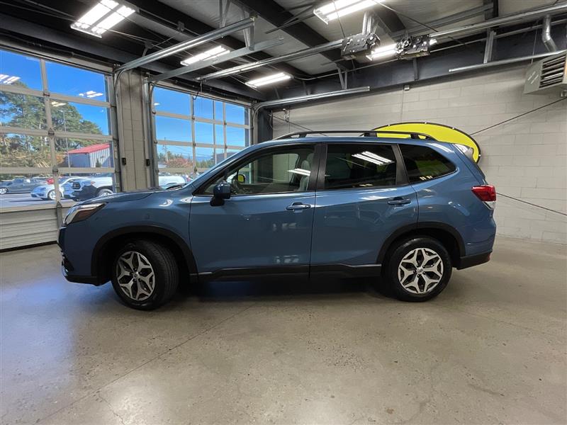 2022 SUBARU FORESTER PREMIUM