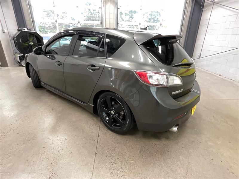 2011 MAZDA 3 HATCHBACK s Grand Touring