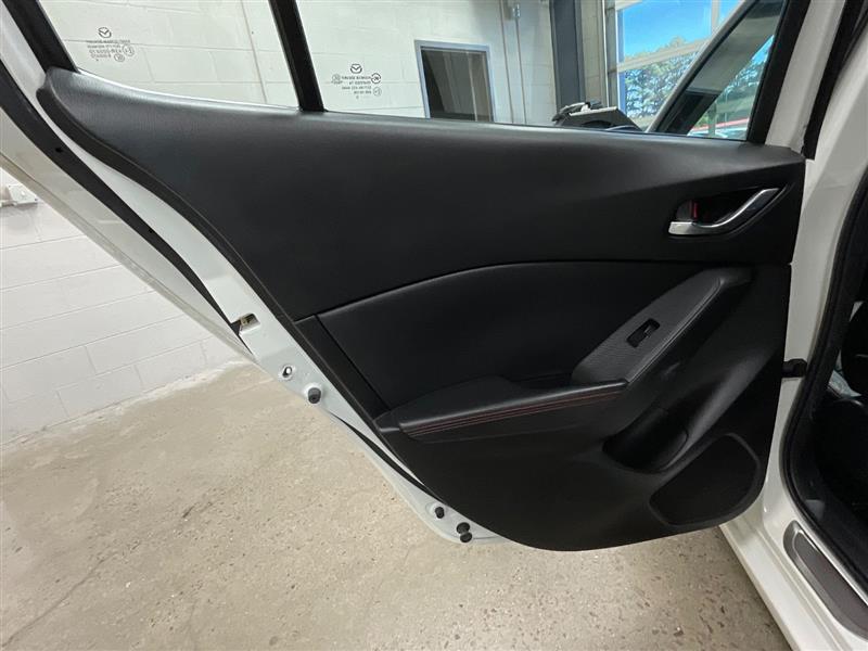 2016 MAZDA MAZDA3 S GRAND TOURING