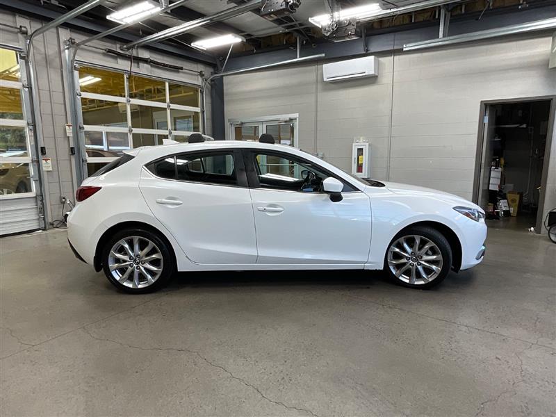 2016 MAZDA MAZDA3 S GRAND TOURING