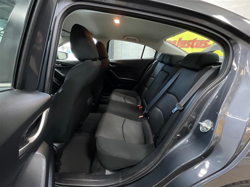 2016 MAZDA MAZDA3 I SPORT