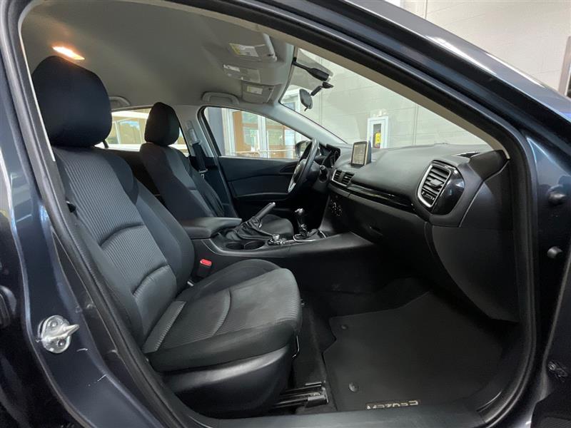 2016 MAZDA MAZDA3 I SPORT