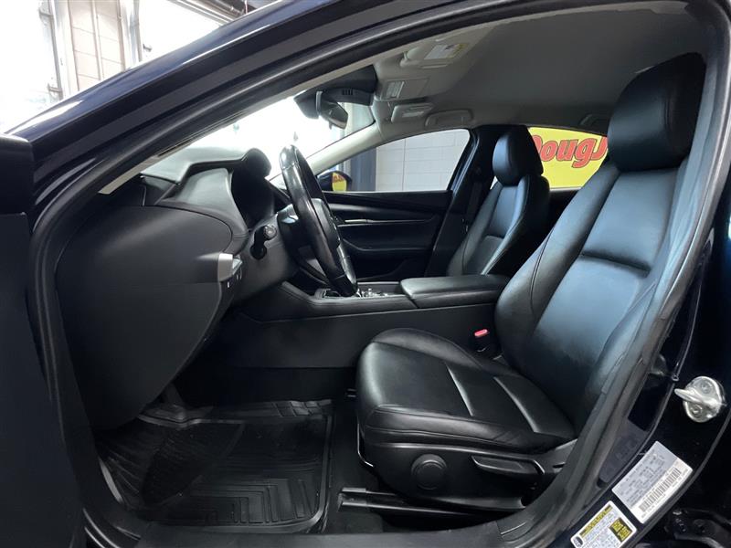 2021 MAZDA MAZDA3 Select 