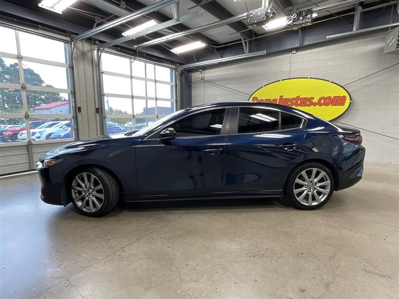 2021 MAZDA MAZDA3 Select 