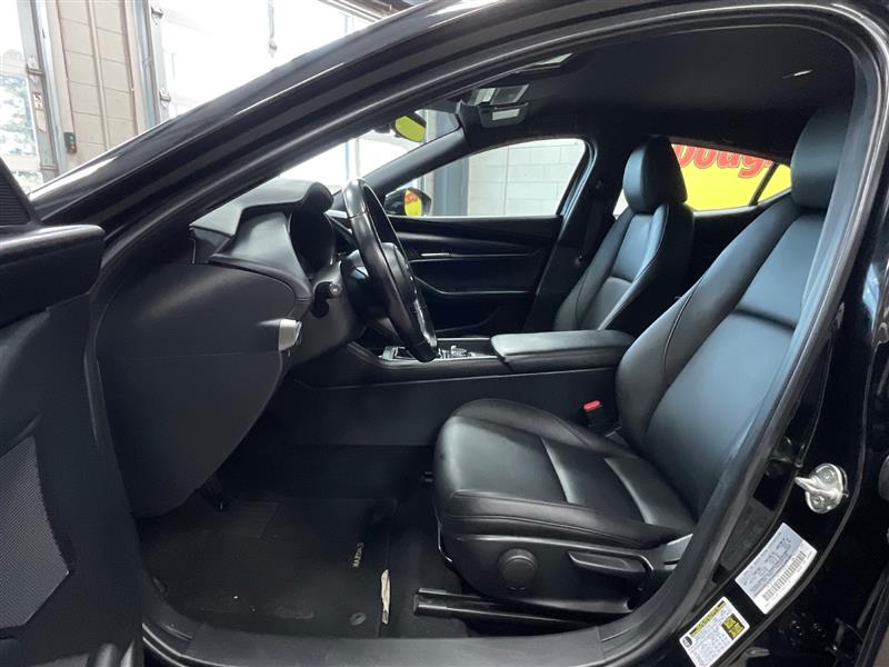 2022 MAZDA MAZDA3 HATCHBACK Select