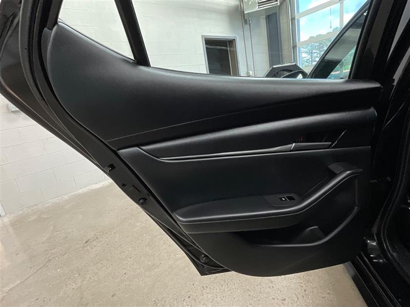 2022 MAZDA MAZDA3 HATCHBACK Select