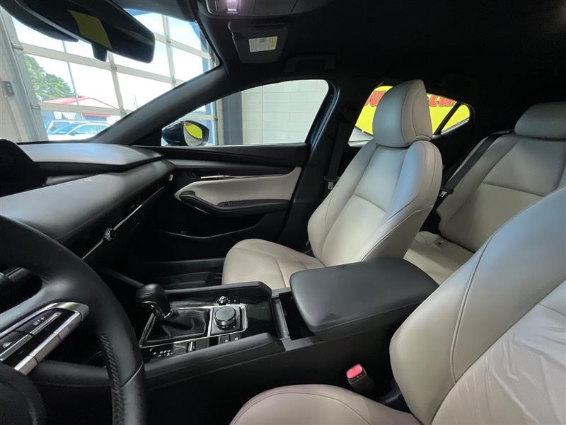2019 MAZDA MAZDA3 HATCHBACK Preferred