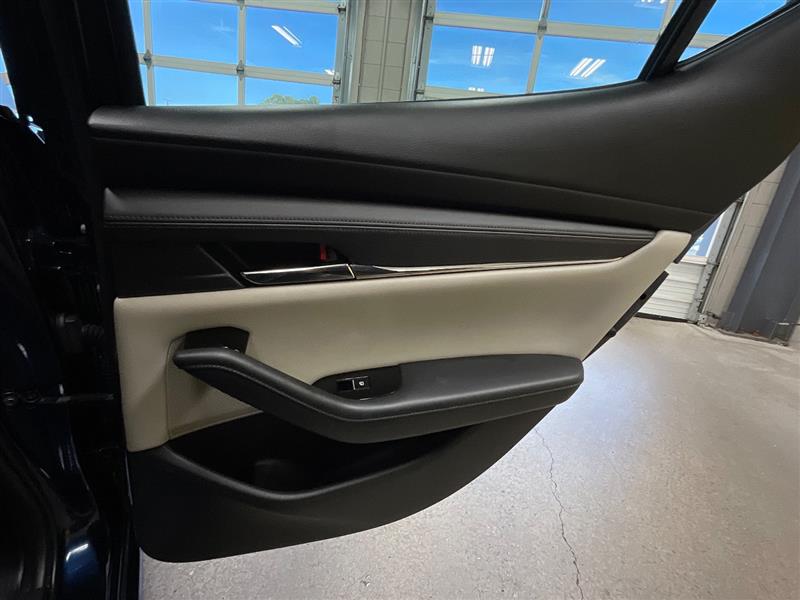 2019 MAZDA MAZDA3 HATCHBACK Preferred