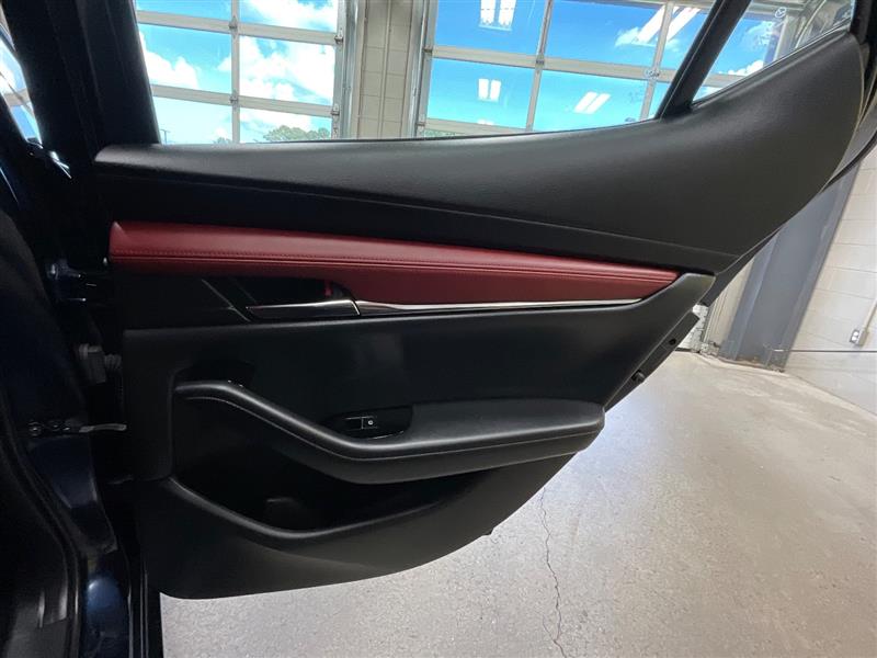 2019 MAZDA MAZDA3 HATCHBACK w/Premium Pkg