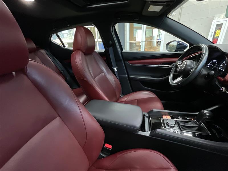 2019 MAZDA MAZDA3 HATCHBACK w/Premium Pkg