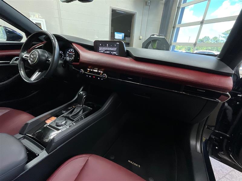 2019 MAZDA MAZDA3 HATCHBACK w/Premium Pkg