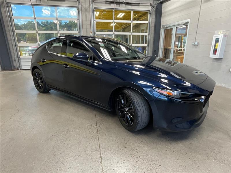 2019 MAZDA MAZDA3 HATCHBACK w/Premium Pkg