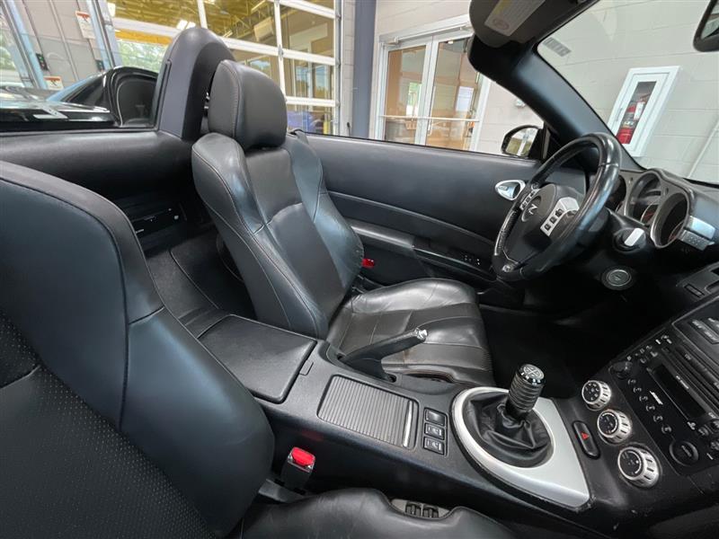 2006 NISSAN 350Z GRAND TOURING