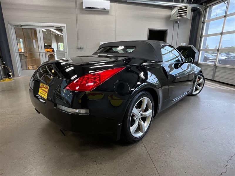 2006 NISSAN 350Z GRAND TOURING