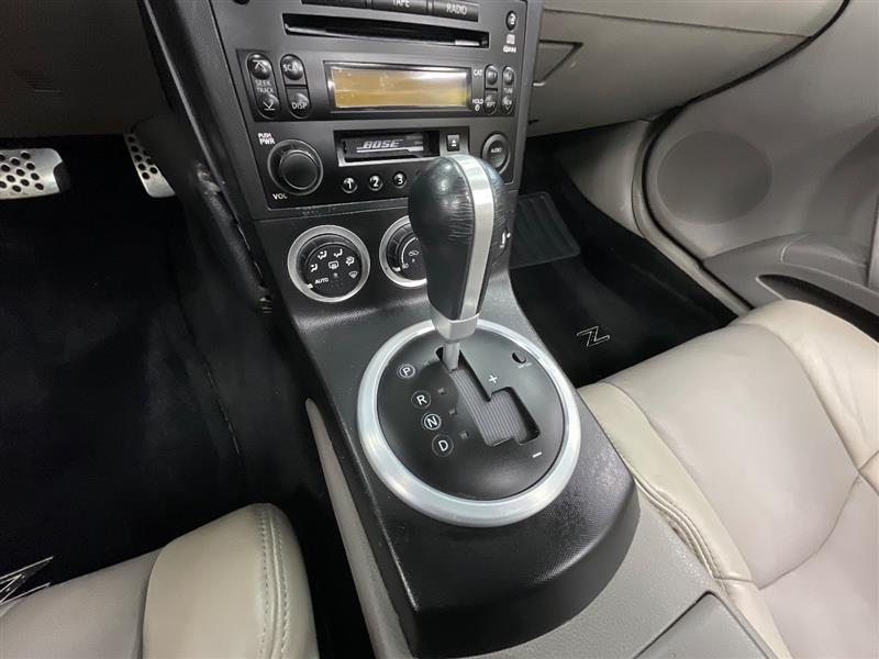 2004 NISSAN 350Z TOURING