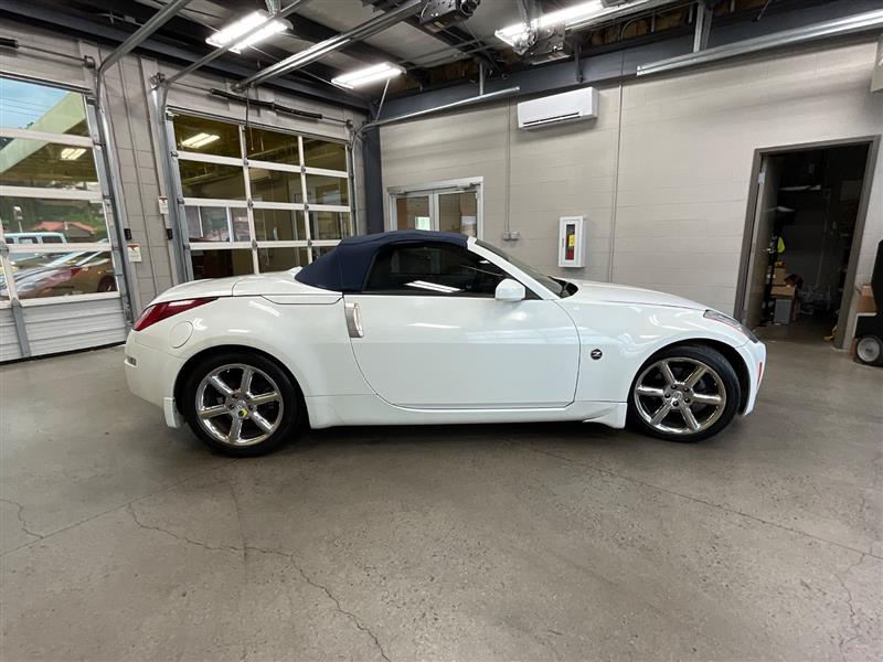 2004 NISSAN 350Z TOURING