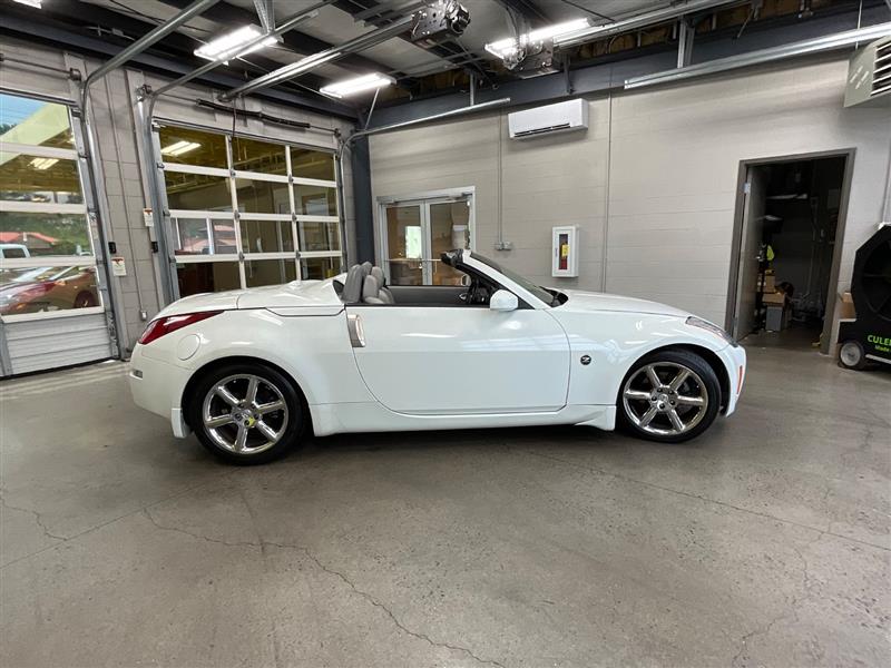 2004 NISSAN 350Z TOURING