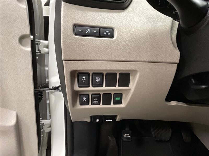 2017 NISSAN ROGUE SPORT SL