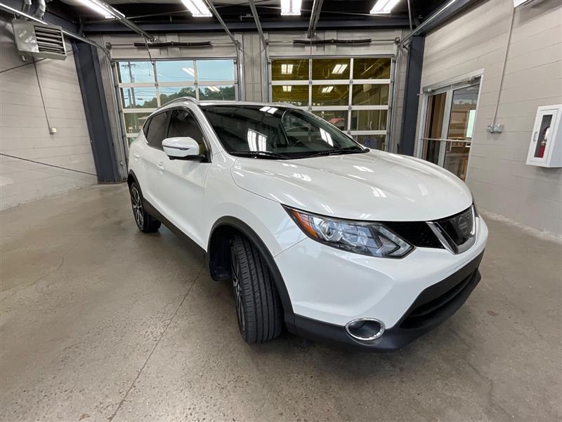 2017 NISSAN ROGUE SPORT SL