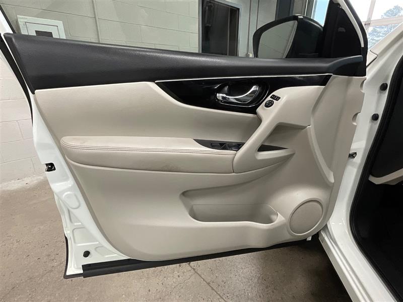 2017 NISSAN ROGUE SPORT SL