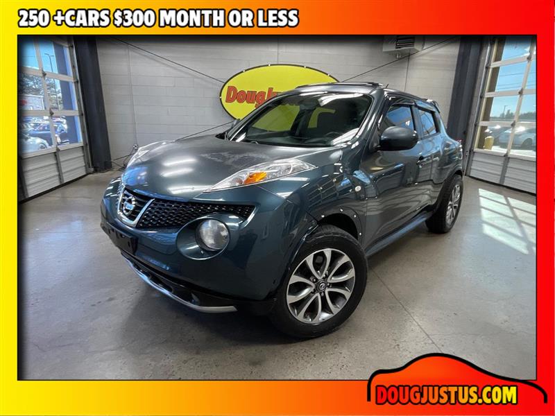 2013 NISSAN JUKE SV