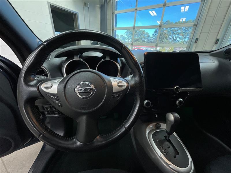 2013 NISSAN JUKE SV