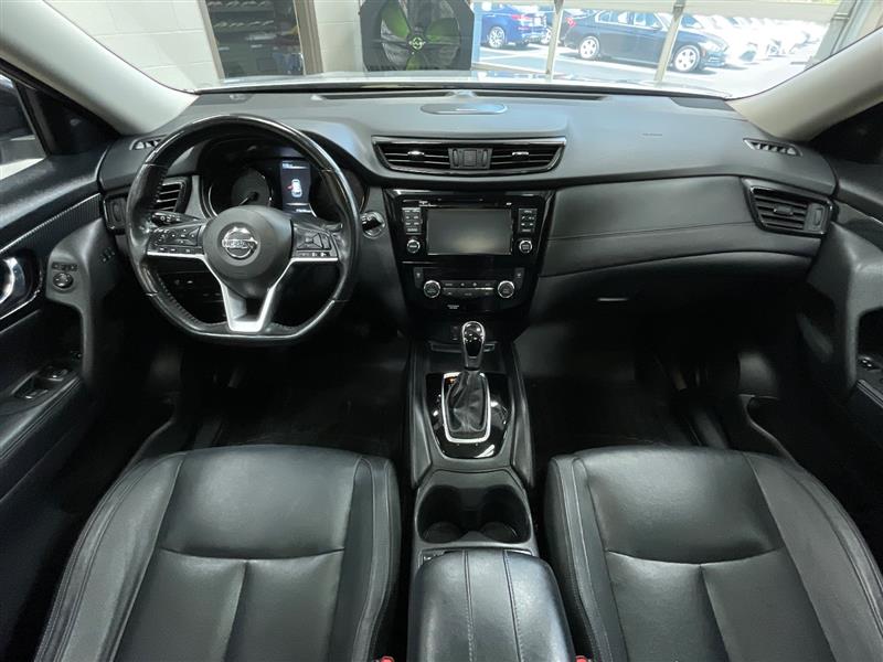 2017 NISSAN ROGUE SL