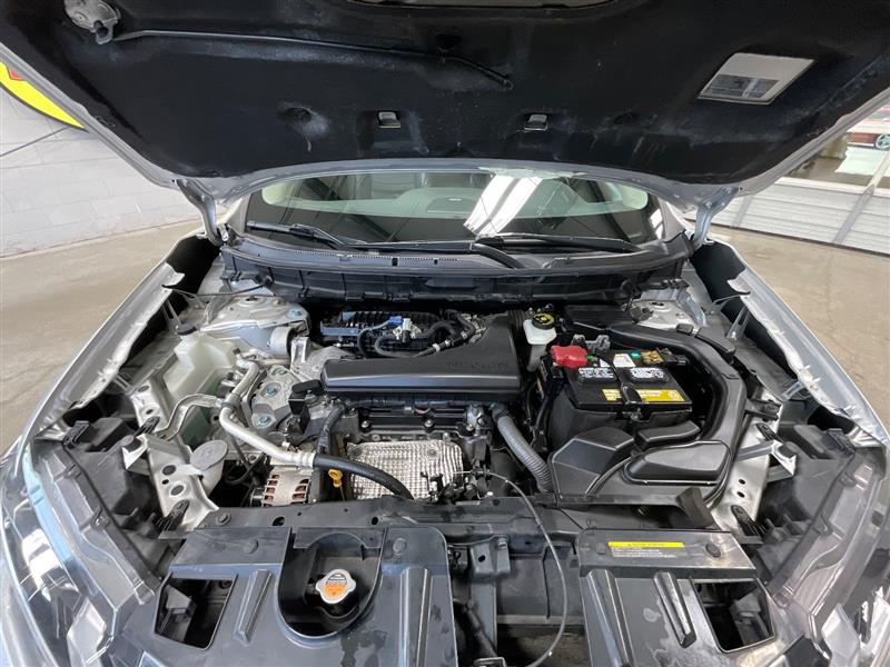 2017 NISSAN ROGUE SL