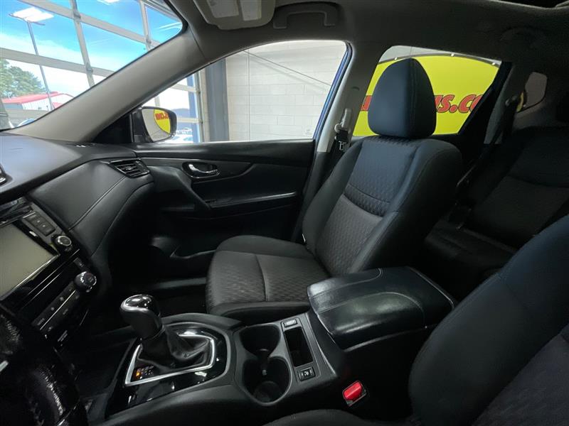 2020 NISSAN ROGUE SV