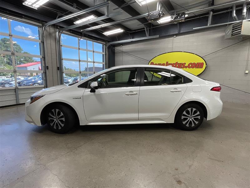 2021 TOYOTA COROLLA HYBRID LE