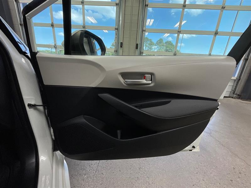 2021 TOYOTA COROLLA HYBRID LE