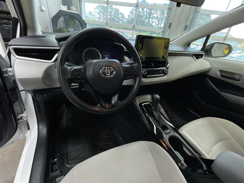 2022 TOYOTA COROLLA LE